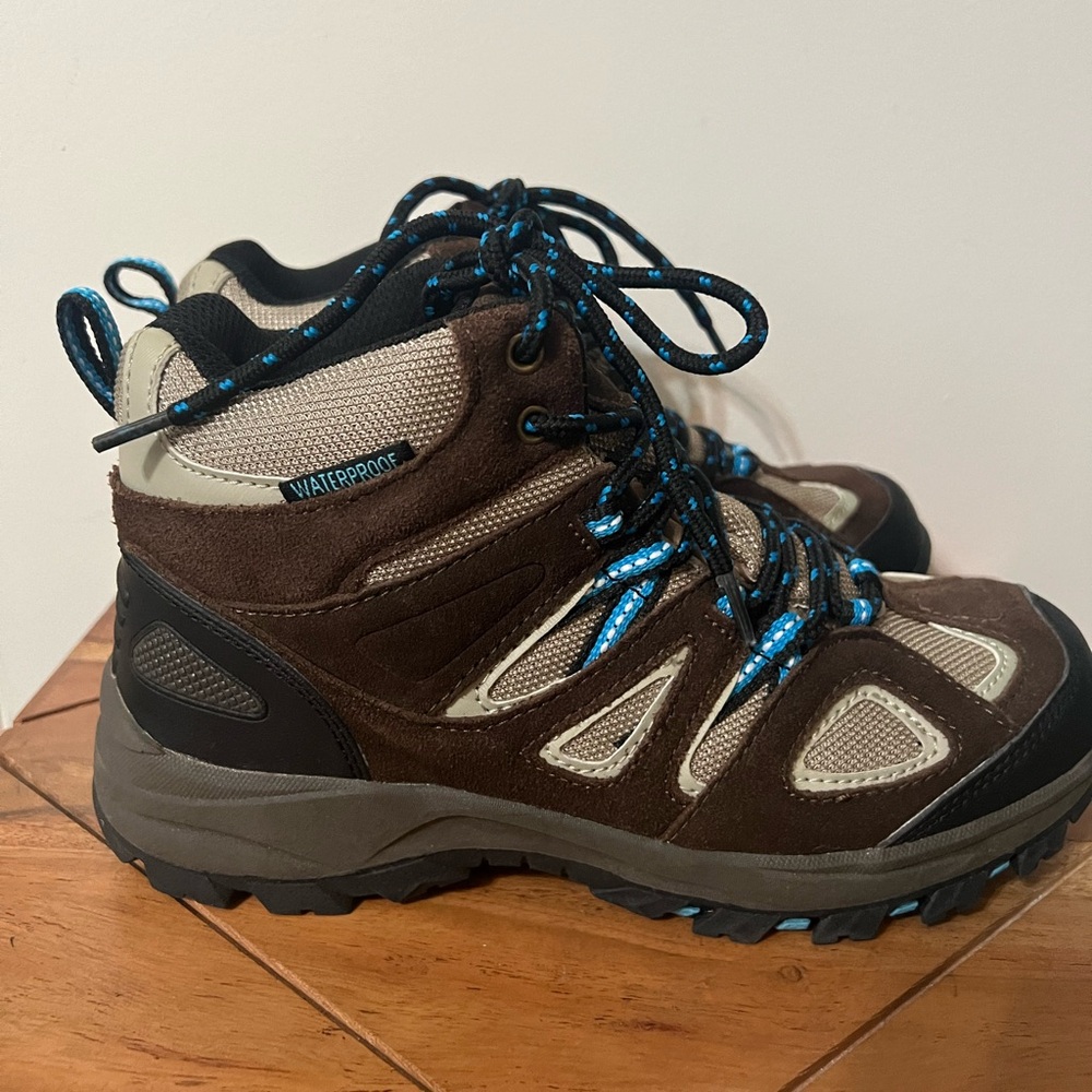 Rugged Exposure Waterproof Hiking Boots - Brown and Blue